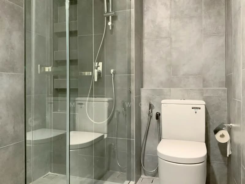 Servis Apartment untuk Disewa di Ativo Suites @ Damansara Avenue - Mico Wong - Bathroom - PropertyGuru.com.my