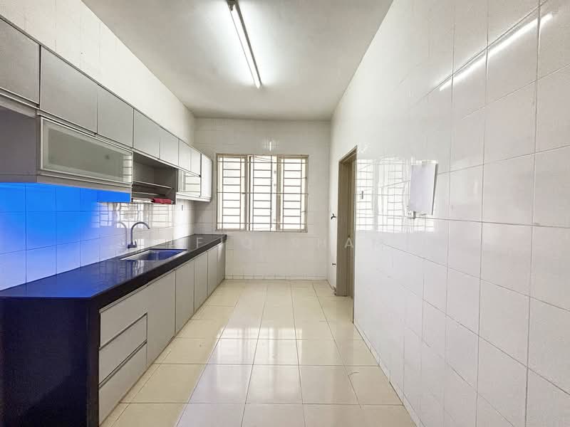 Kondominium untuk Dijual di Platinum Hill PV 8 - Afiq Sham - Kitchen - PropertyGuru.com.my