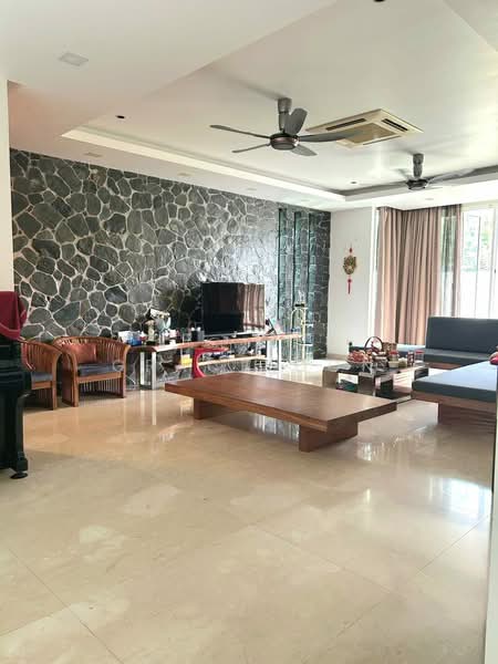Rumah Banglo untuk Disewa di Taman Equine (Seri Kembangan) - Grace Oon - Living Room - PropertyGuru.com.my