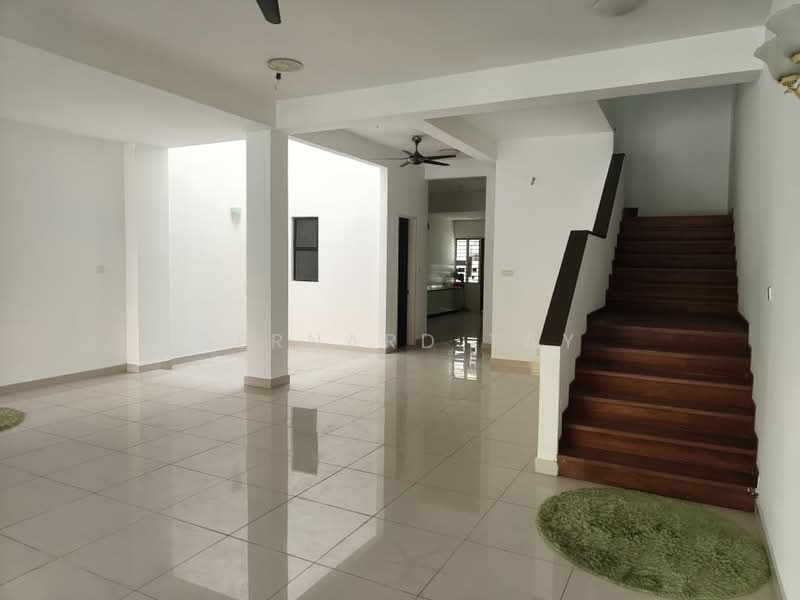 Rumah Teres 2 Tingkat untuk Dijual di Alam Impian (Shah Alam) - Bernard Tay - Living Room - PropertyGuru.com.my