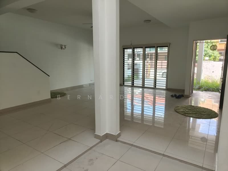 Rumah Teres 2 Tingkat untuk Dijual di Alam Impian (Shah Alam) - Bernard Tay - Living Room - PropertyGuru.com.my