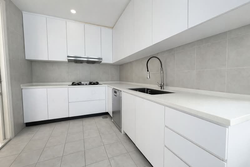 Servis Apartment untuk Dijual di The Greens - Dovile Kazokeviciute - Kitchen - PropertyGuru.com.my