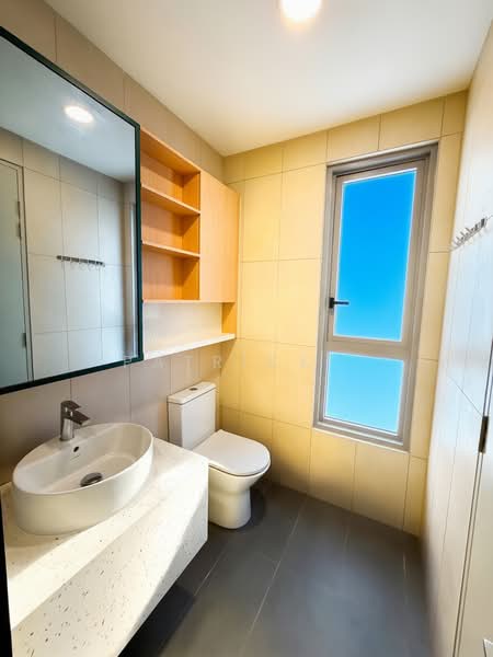 Service Residence for Sale at The Meg Serviced Residence - Patrick . - Bathroom - PropertyGuru.com.my