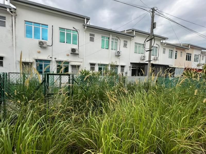2-storey Terraced House for Sale in Bandar Puncak Alam (Puncak Alam) - Muhammad Ridhwan Mohd Huzairi - Exterior - PropertyGuru.com.my