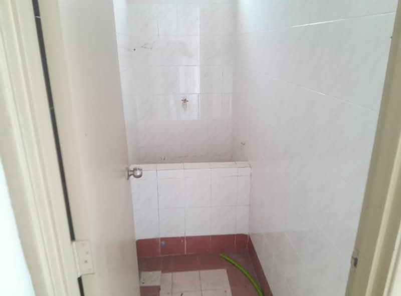 Kedai / Pejabat untuk Disewa di Kajang Perdana (Kajang) - Chong . - Bathroom - PropertyGuru.com.my