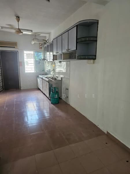 Rumah Teres 2 Tingkat untuk Dijual di Parit Buntar (Perak) - David Lee - Kitchen - PropertyGuru.com.my