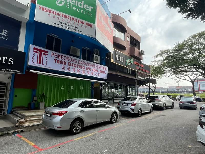 Shop for Rent in Taman Megah (Petaling Jaya) - Aaron Yee - Exterior - PropertyGuru.com.my