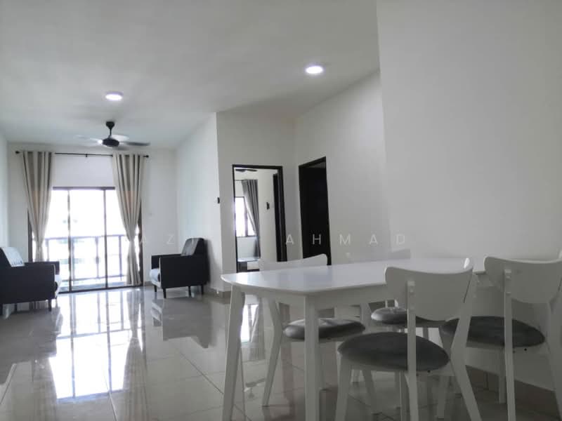 Kondominium untuk Dijual di Residensi Zamrud - Azira Ahmad - Living Room - PropertyGuru.com.my