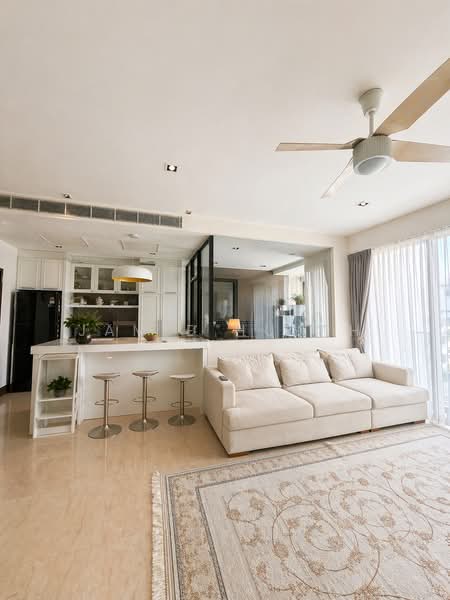 Servis Apartment untuk Disewa di Ken Bangsar - Jamie Huynh - Living Room - PropertyGuru.com.my
