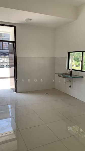 2-storey Terraced House for Rent in Taman M-Residensi (Rawang) - Aaron Yee - Kitchen - PropertyGuru.com.my