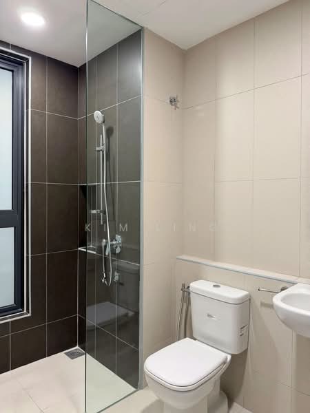 Kondominium untuk Disewa di One Cochrane Residence - Kim Ling - Bathroom 2 - PropertyGuru.com.my