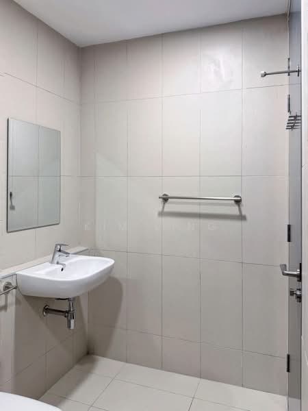 Kondominium untuk Disewa di One Cochrane Residence - Kim Ling - Bathroom 2 - PropertyGuru.com.my