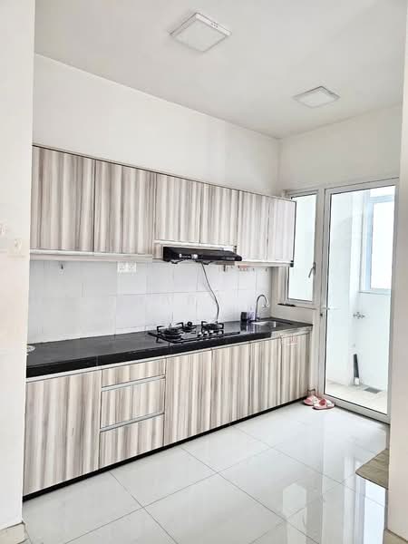Condominium for Rent at Scenaria @ North Kiara Hills - Edward Yap - Kitchen - PropertyGuru.com.my