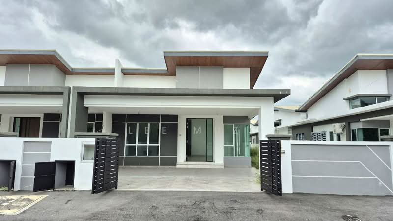 Semi-Detached House for Sale in Taman Klebang Ria (Chemor) - Lee Muzi - Exterior - PropertyGuru.com.my