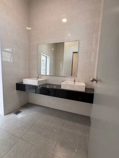 Semi-Detached House for Sale in Sepang (Selangor) - May Ng - Bathroom - PropertyGuru.com.my