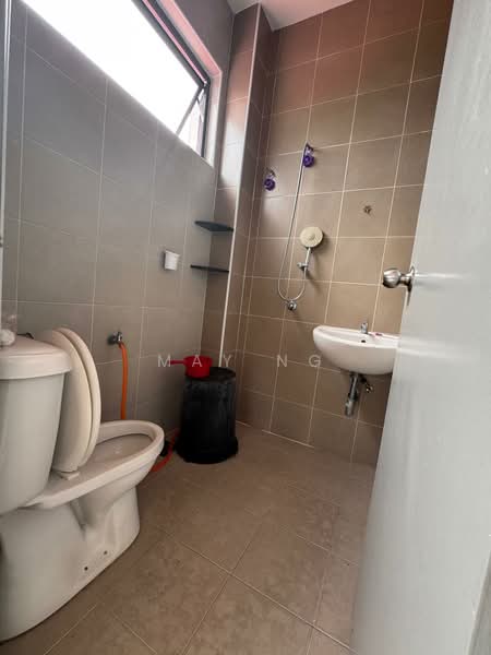 Semi-Detached House for Sale in Sepang (Selangor) - May Ng - Bathroom - PropertyGuru.com.my