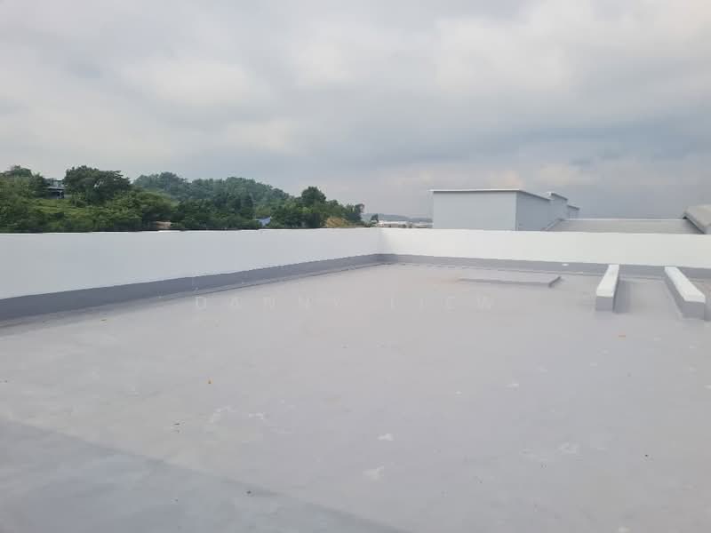 Detached Factory for Rent in Sungai Buloh (Selangor) - Danny Liew - Roof - PropertyGuru.com.my