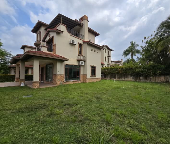 Bungalow for Sale in Diamond City (Semenyih) - Elaine Lee - Exterior - PropertyGuru.com.my
