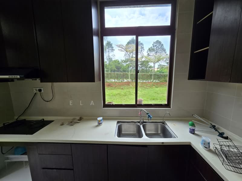 Bungalow for Sale in Diamond City (Semenyih) - Elaine Lee - Kitchen - PropertyGuru.com.my