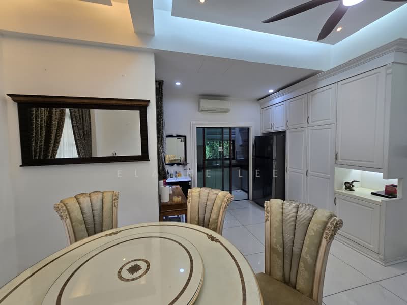 Rumah Banglo untuk Dijual di Diamond City (Semenyih) - Elaine Lee - Dining Room - PropertyGuru.com.my