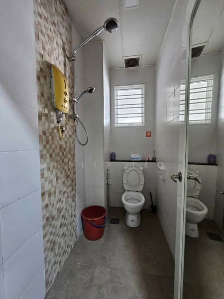 Pejabat untuk Disewa di Bandar Bukit Tinggi 2 (Klang) - Kelly Teo - Bathroom - PropertyGuru.com.my
