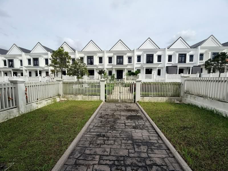 2.5-storey Terraced House for Sale in Iskandar Puteri (Nusajaya) (Johor) - Mindy Lee - Exterior - PropertyGuru.com.my