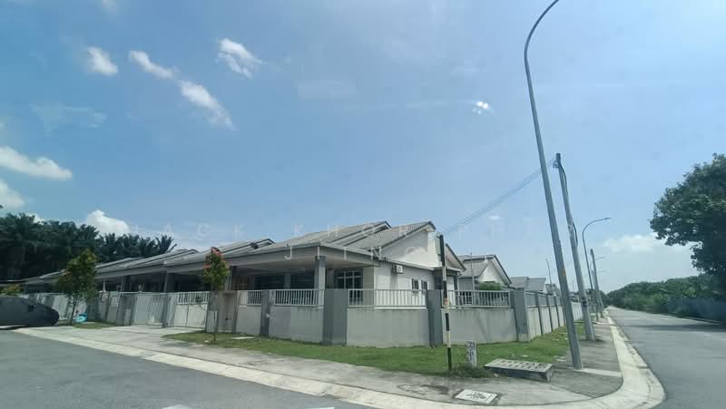 Rumah Teres 1 Tingkat untuk Dijual di Kapar (Selangor) - Jack Khor Phor Jiing - Exterior - PropertyGuru.com.my