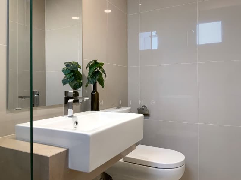 Service Residence for Rent at United Point (Residensi Berpadu) - Kim Ling - Master Bathroom - PropertyGuru.com.my