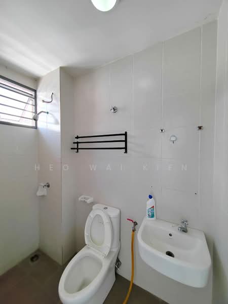 Rumah Teres 2-Tingkat untuk Dijual di Rawang (Selangor) - Heo Wai Kien - Bathroom - PropertyGuru.com.my