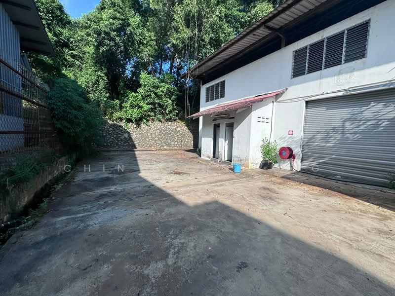 Gudang untuk Disewa di Taman Perindustrian Ayer Keroh (Bukit Katil) - Chin Siang Fong - Exterior - PropertyGuru.com.my