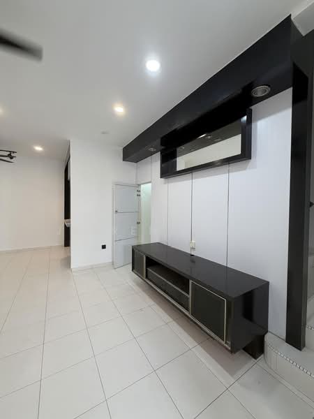 Rumah Teres 2 Tingkat untuk Disewa di Taman Setia Indah (Tebrau) - Jesrene Loh - PropertyGuru.com.my