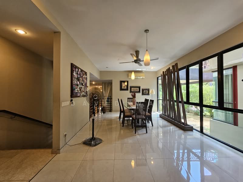 Bungalow for Sale in Bukit Gita Bayu (Seri Kembangan) - David Wan - Dining Room - PropertyGuru.com.my