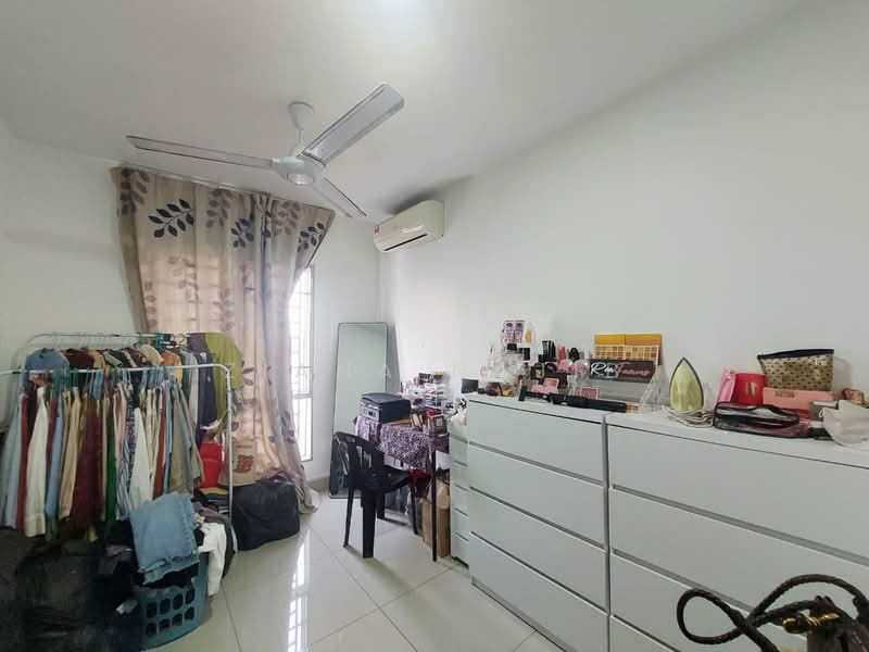 Servis Apartment untuk Dijual di Sentrovue - Ziana Najib - Bedroom - PropertyGuru.com.my