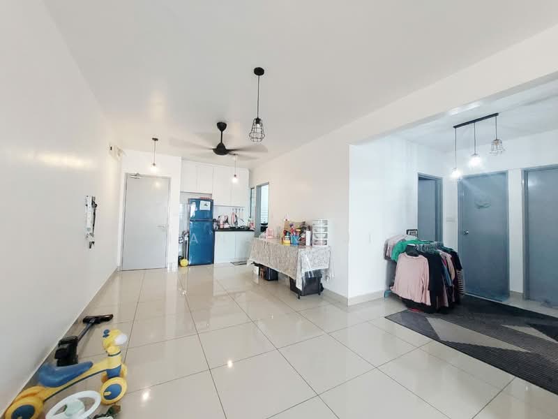 Servis Apartment untuk Dijual di Sentrovue - Ziana Najib - Living Room - PropertyGuru.com.my