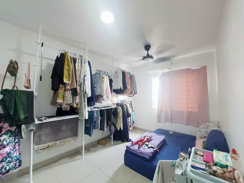 Servis Apartment untuk Dijual di Sentrovue - Ziana Najib - Bedroom - PropertyGuru.com.my