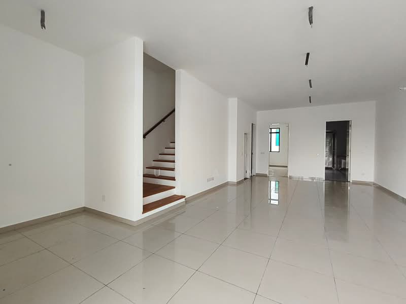 2-storey Terraced House for Sale in Bandar Seri Alam (Masai) - Elunna Ng - PropertyGuru.com.my