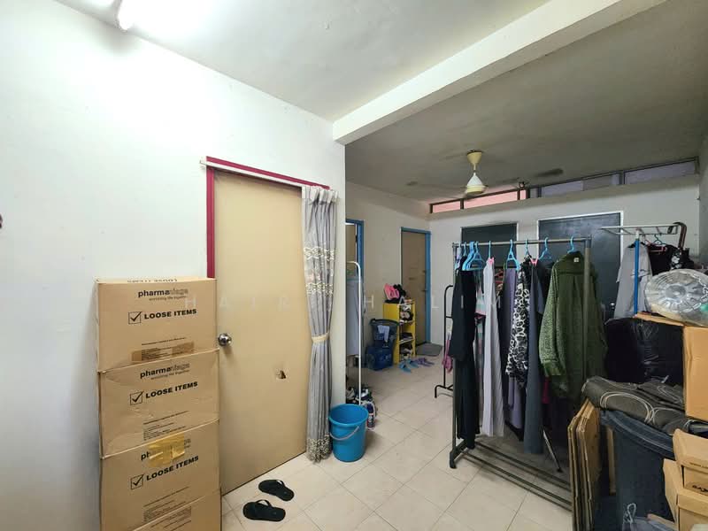 Pangsapuri untuk Dijual di Pusat Komersial Seksyen 7 - Hairi Halim - PropertyGuru.com.my