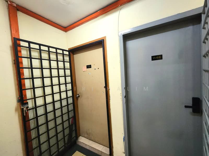 Pangsapuri untuk Dijual di Pusat Komersial Seksyen 7 - Hairi Halim - PropertyGuru.com.my