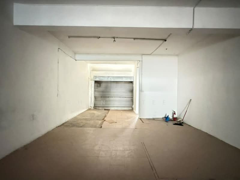 Kedai untuk Disewa di Kluang (Johor) - Shanel Tee - Interior - PropertyGuru.com.my
