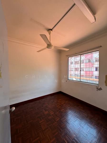 Pangsapuri untuk Dijual di Beverly Hills 5 - Ching Hui Wong - Interior - PropertyGuru.com.my
