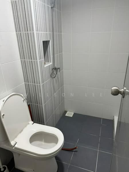 Rumah Teres untuk Disewa di Taman Sungai Dua Utama (Butterworth) - Willson Lee - Bathroom - PropertyGuru.com.my