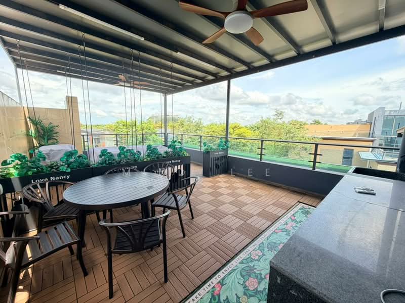 Rumah Kluster untuk Dijual di Forest City (Gelang Patah) - Mindy Lee - Balcony - PropertyGuru.com.my