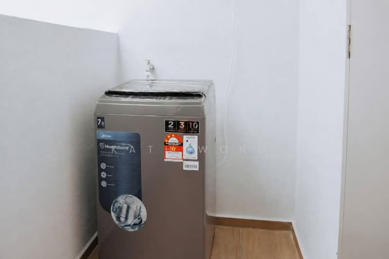 Service Residence for Sale at B11 Parkland Residence - Kath Wong - Interior - PropertyGuru.com.my