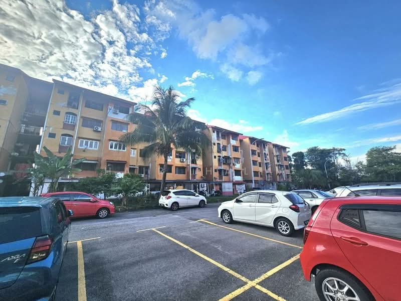 Flat for Sale at Flat PKNS Seksyen 8 - Hairi Halim - PropertyGuru.com.my