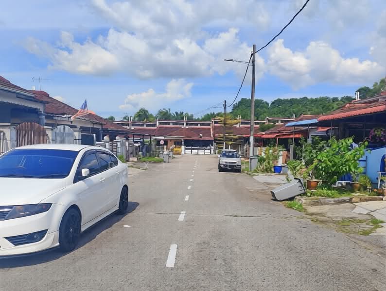 1-storey Terraced House for Sale in Pasir Gudang (Johor) - Dexter Lim - Exterior - PropertyGuru.com.my