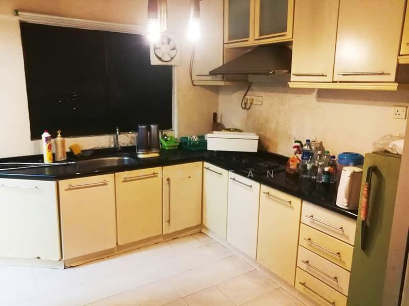 Pangsapuri untuk Disewa di Taman Pekaka Block 31 - Jerry Tan - Kitchen - PropertyGuru.com.my