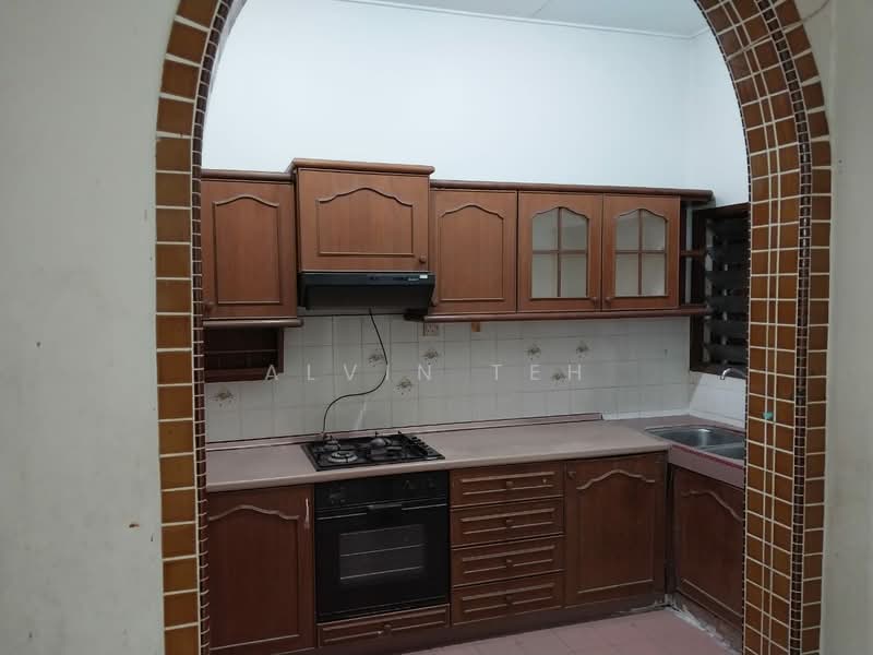 Terraced House for Sale in Bandar Kinrara Seksyen 1 (Bandar Kinrara) - Alvin Teh - Kitchen - PropertyGuru.com.my
