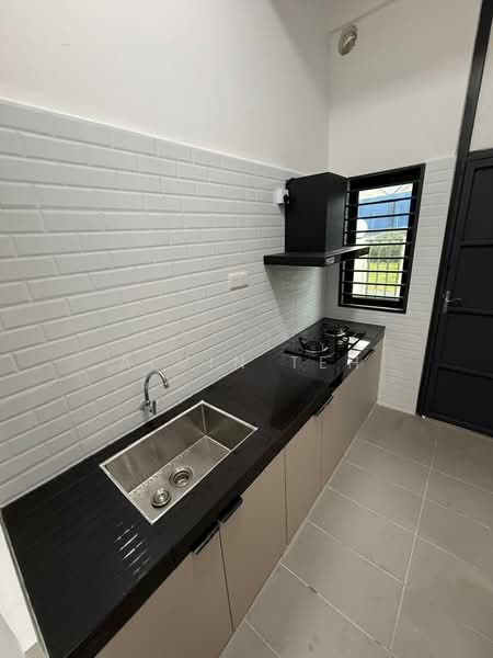 Terraced House for Rent in Bandar Kinrara Seksyen 1 (Bandar Kinrara) - Alvin Teh - Kitchen - PropertyGuru.com.my