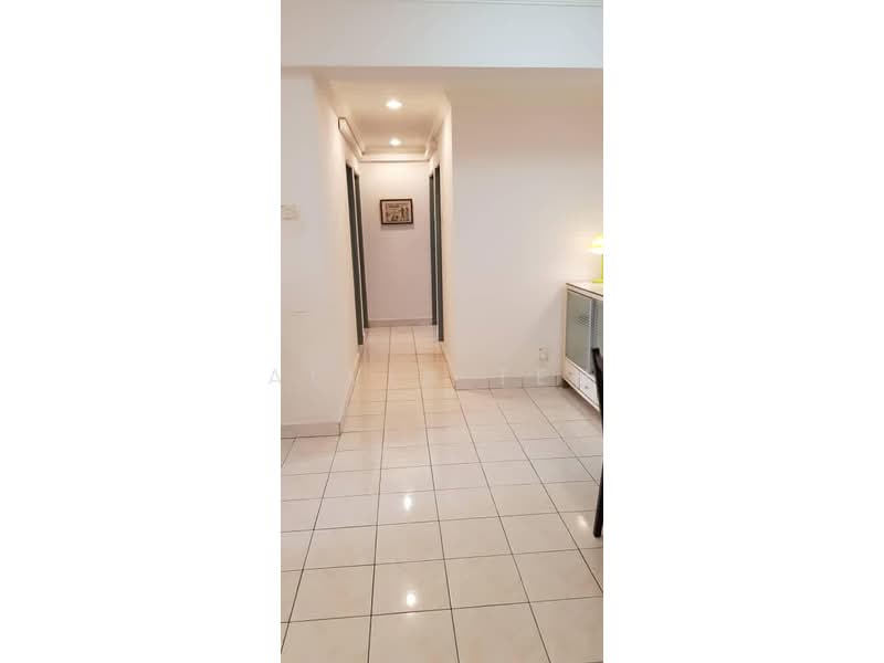 Kondominium untuk Disewa di Vista Komanwel A - Alvin Teh - Corridor - PropertyGuru.com.my