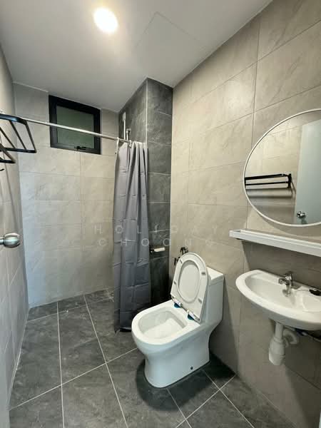 Kondominium untuk Disewa di Residensi Bintang - Holiday Choong - Bathroom - PropertyGuru.com.my